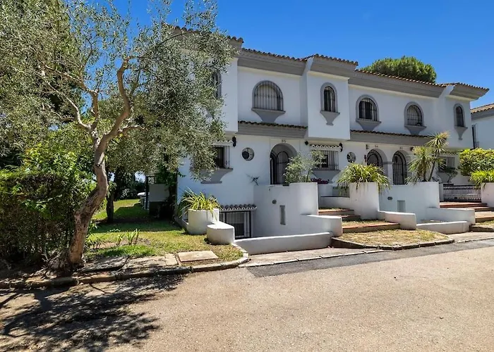 Marbella, Close To The Beach, Shared Pool, 5 Bedrooms * マルベーリャ