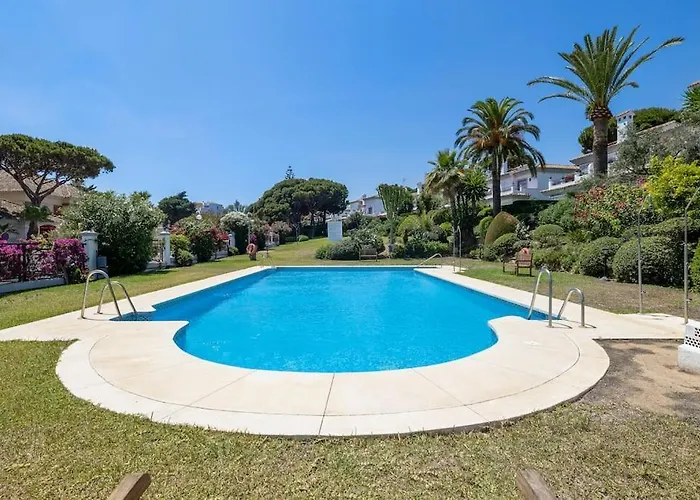 Marbella, Close To The Beach, Shared Pool, 5 Bedrooms マルベーリャ